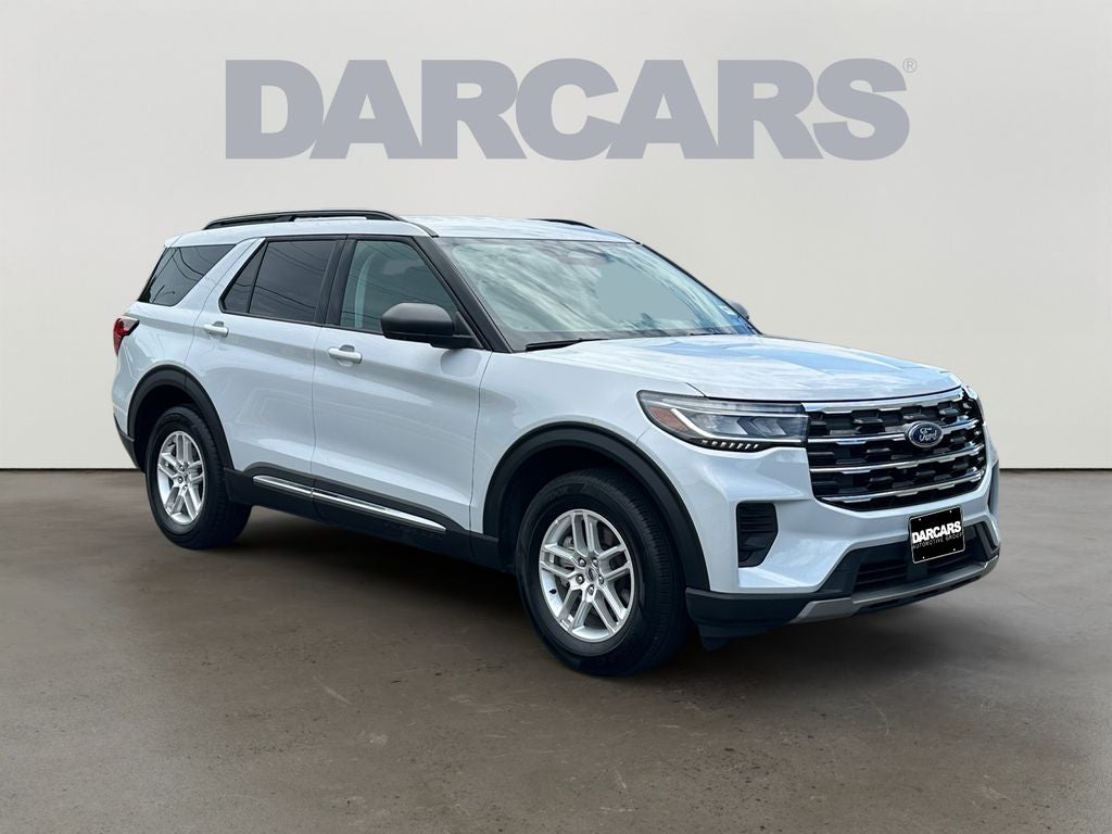 2025 Ford Explorer Active in White Metallic — front three-quarter view